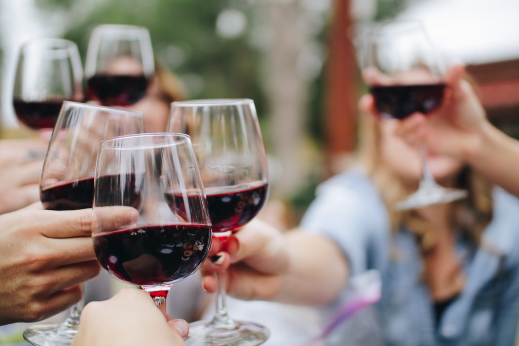 alcohols and wines that are keto friendly