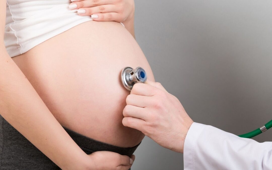How Non-Invasive Prenatal Testing Helps Detect Genetic Conditions Early